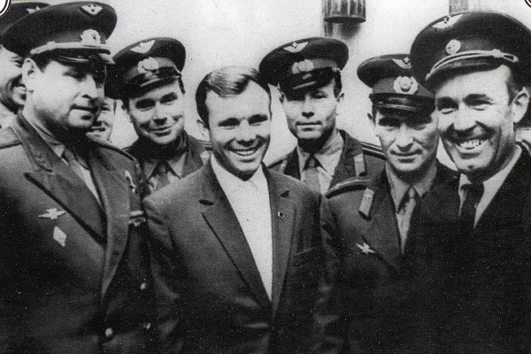 Юрий Гагарин не любил носить Золотую Звезду Героя