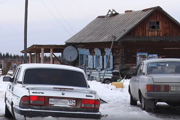 «Сибирские Робинзоны»: семья с тремя детьми переехала в брошенную деревню, чтобы не дать ее ликвидировать